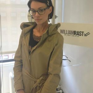 Hanii Y trench  coat